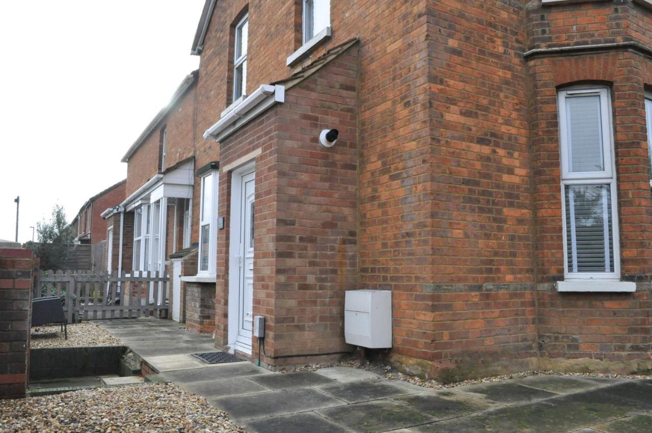 Bedford Rd Apartment Ideal For Hospital & Town Centre Kempston Dış mekan fotoğraf